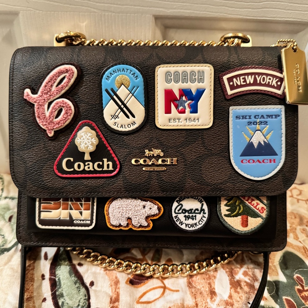 Coach Klare Crossbody Bag In Signature Canvas With Ski Patches